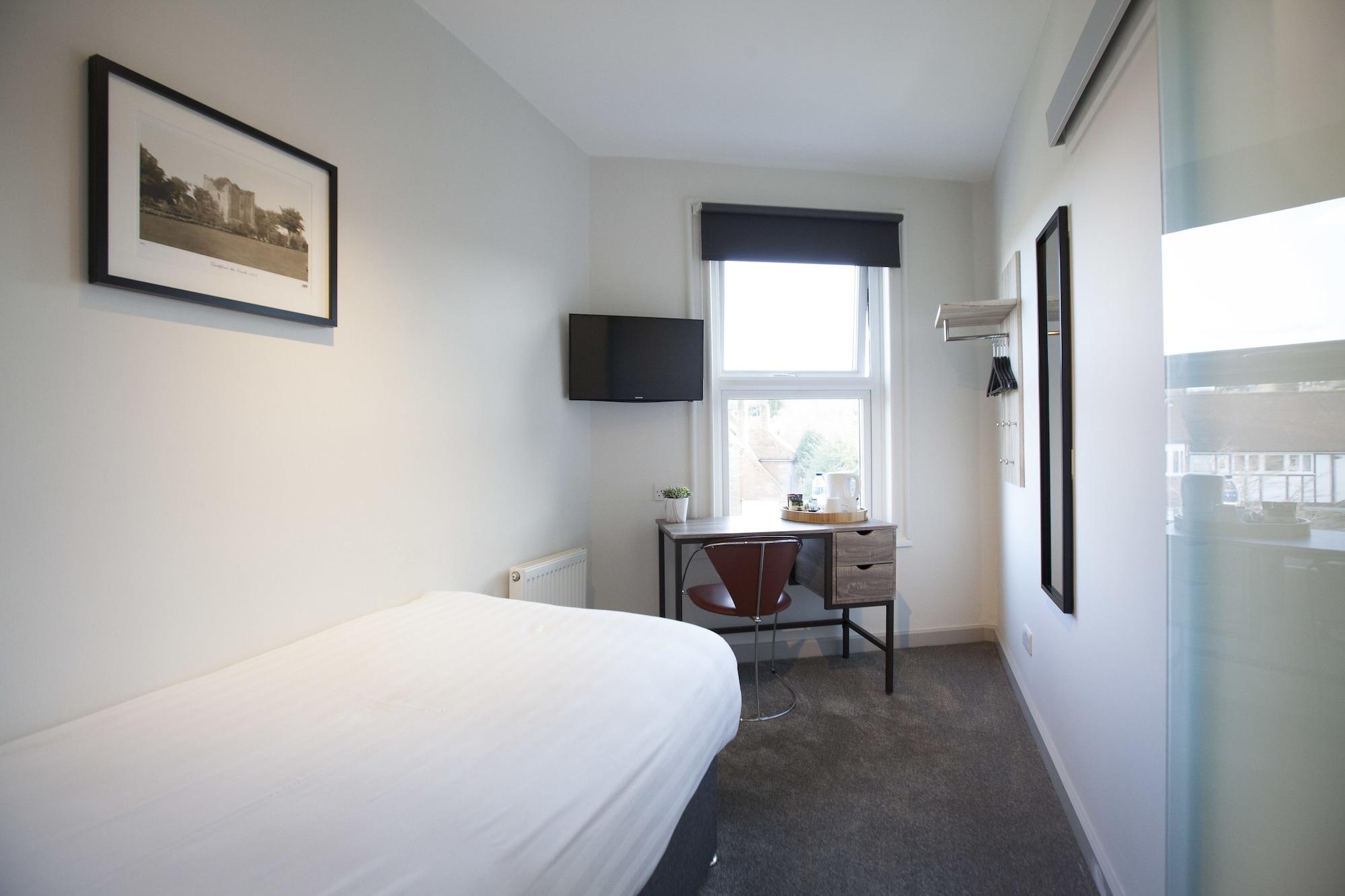 Asperion Hotel Guildford Esterno foto